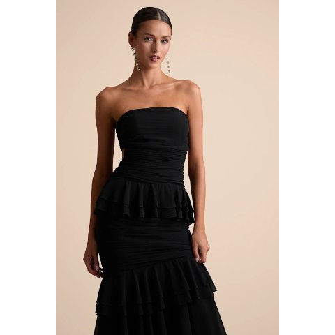 Loni 黑色露肩荷叶长裙