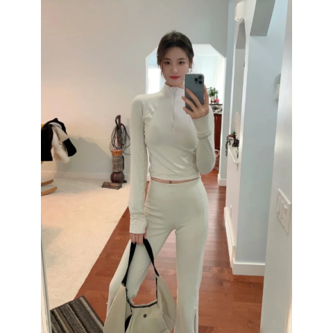 Rulu 半拉链上衣 短款