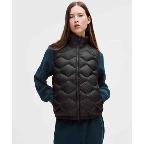 Featherweight 900蓬松度羽绒马甲