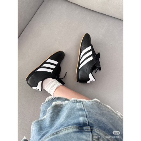 adidas Originals超级轻薄！jennie上脚过Taekwondo 黑色跆拳道鞋