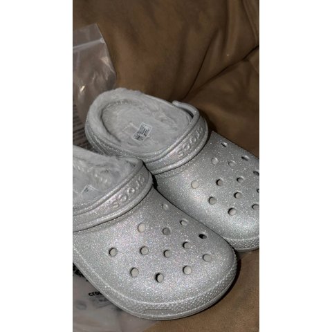 Crocs我去这也太闪了细闪加绒洞洞鞋