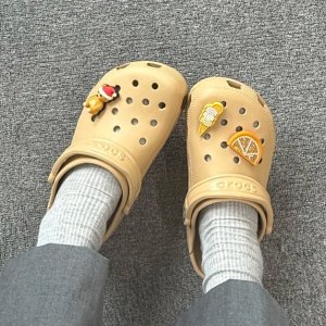 Crocs Classic 经典舒适洞洞鞋