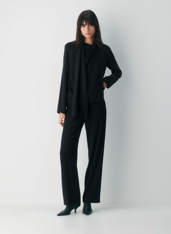 Aritzia Agency 镜面绉布长裤