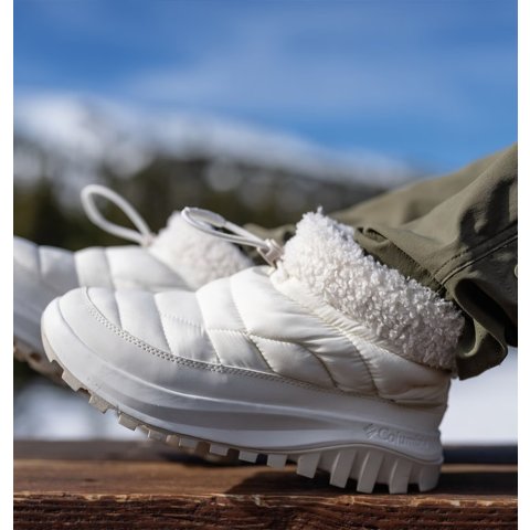 ColumbiaSnowtrot Shorty 女士短靴