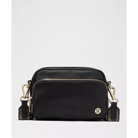 Lululemon送男友贼使用Everywhere 单肩包 金属色 2L