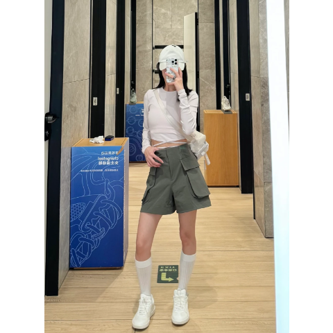 Logo Charm 罗纹系腰长袖衬衫