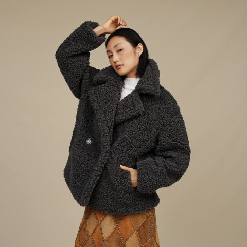 UGGGertrude 女士短款泰迪外套