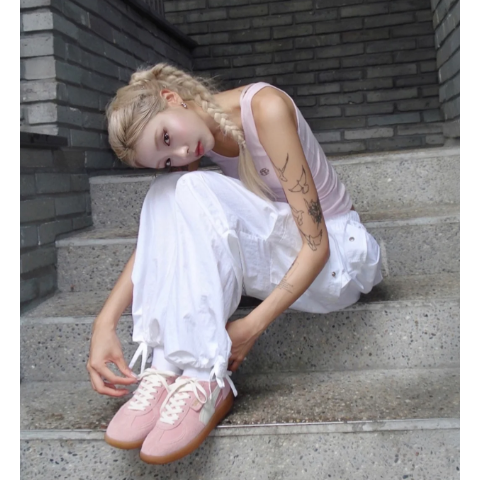 Puma粉金月Club 5v5 女士运动鞋