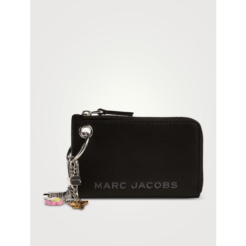 The Top Zip 皮革包饰