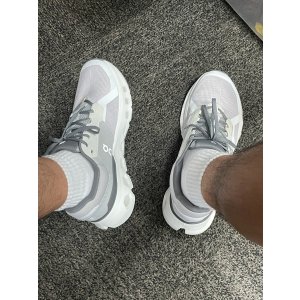 ON脚感超好On Cloudrunner 2 女款跑鞋