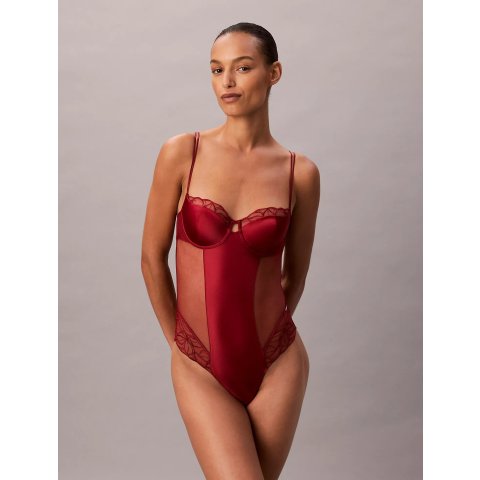 背面全薄纱设计 性感~蕾丝连体衣