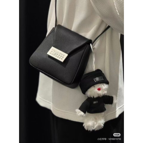 Black Pochette 手拿包 黑色