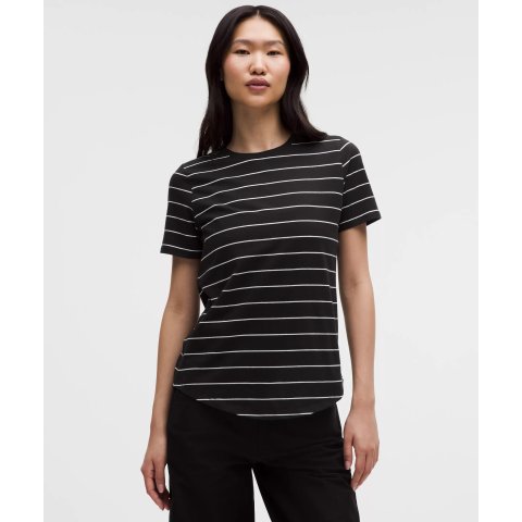 LululemonLove Crewneck 短袖T恤