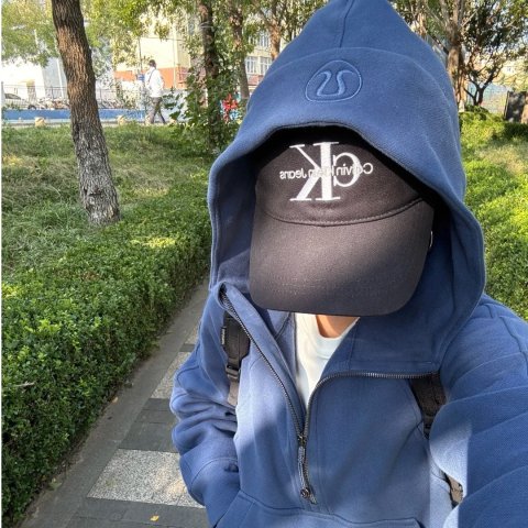 Lululemon Scuba 宽松半拉链连帽衫