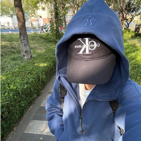 Lululemon Scuba 宽松半拉链连帽衫