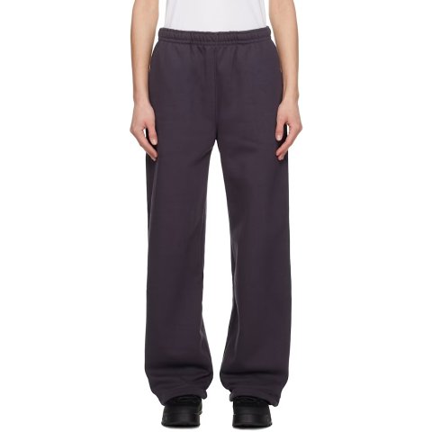 红盒灰色运动裤