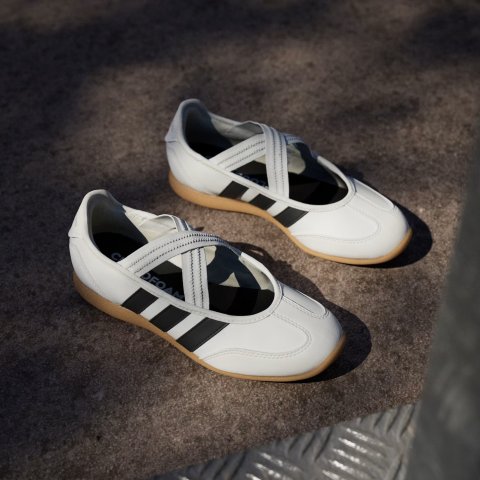 Adidas妹子冲大码，成人款$95BARREDA 大童绑带玛丽珍