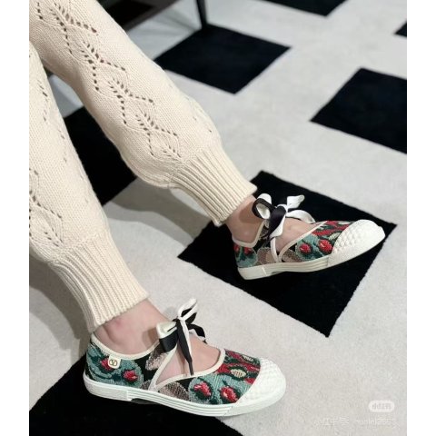 Beige 蝴蝶结花卉织锦运动鞋