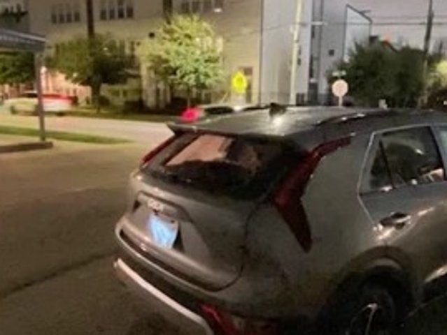 加拿大华人家庭美国度假遇劫！护照和...