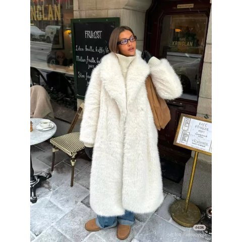 SportmaxPink 仿皮草外套