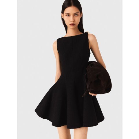 短款毛呢连衣裙