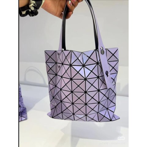 Bao Bao Issey MiyakePurple Prism 金属托特包