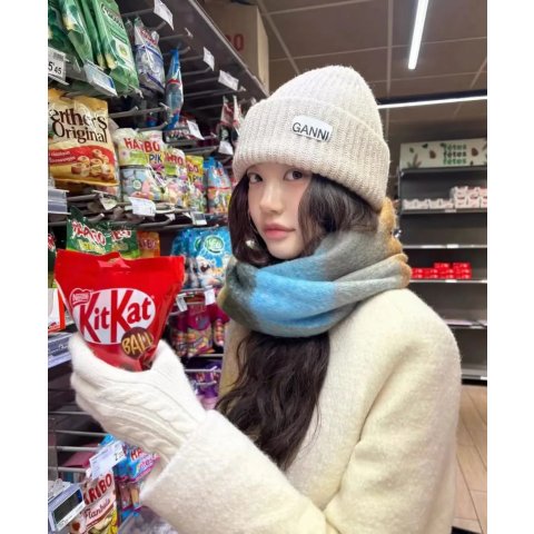 Oversized 羊毛针织帽 米色