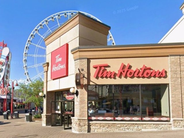 加拿大餐饮寒冬加剧！地标Tim H...