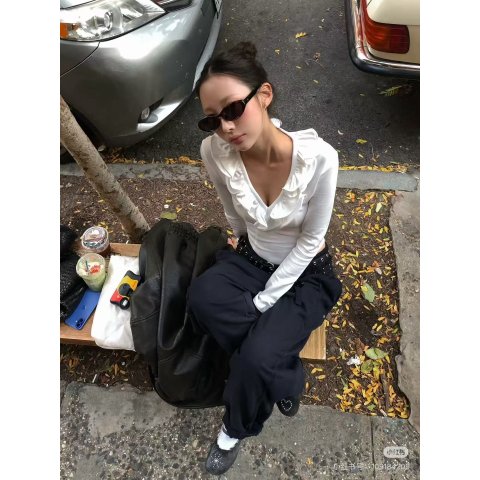 Openyy White 荷叶边上衣