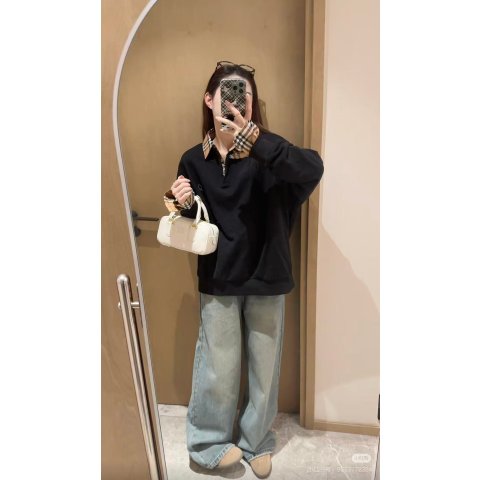 Black 半拉链拼接卫衣