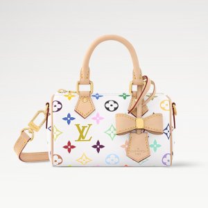 新款白三彩水桶包$3700