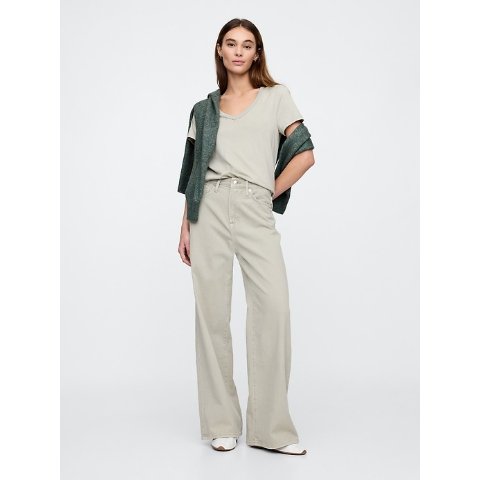 高腰宽腿牛仔裤