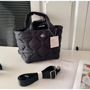 Lululemon香里香气 通勤刚刚好~Quilty Pleasures Mini托特包 5L