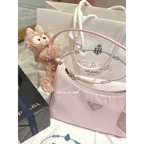 Prada 2005腋下包 黑色