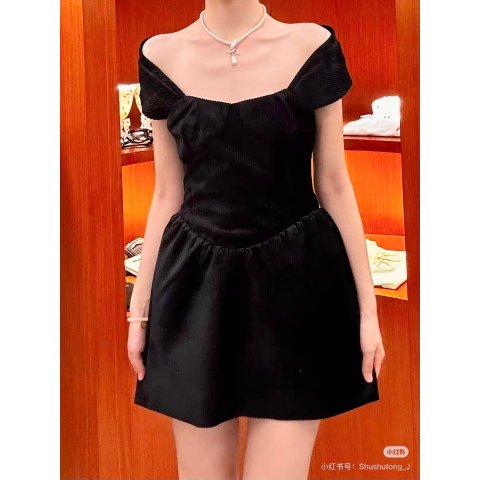 Sweetheart 微短连衣裙 黑色