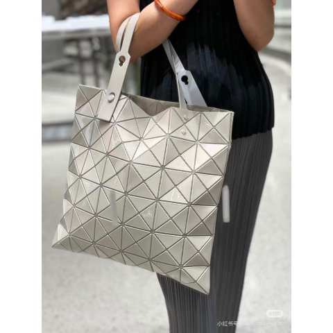 Bao Bao Issey MiyakeLucent 米色托特包