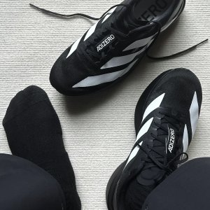 Adidas官网成人款$180 码全冲!Adizero EVO SL 大童跑鞋 