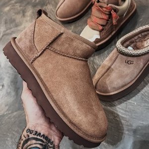 UGG Classic Micro 女士短靴