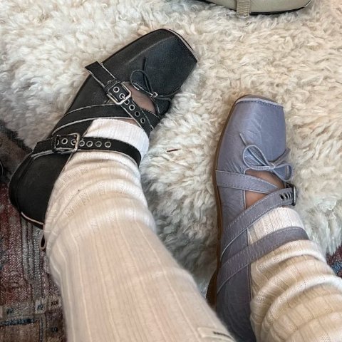 蓝色十字扣芭蕾平底鞋