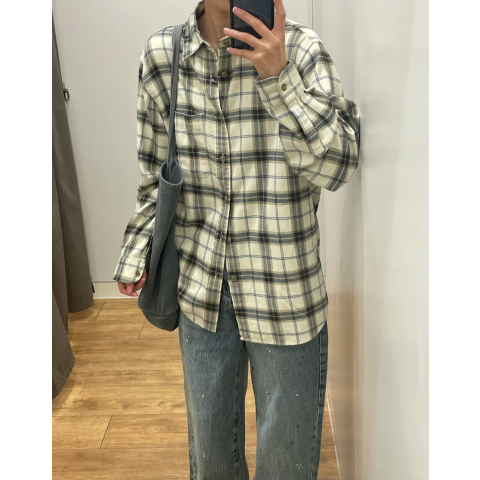 法兰绒格子衬衫