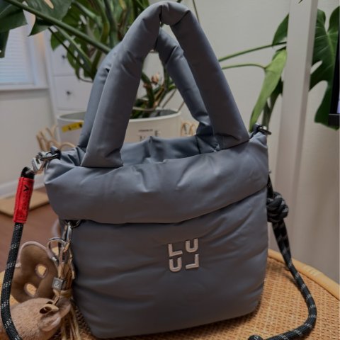 4.1折起 封面泡芙款$49lululemon 托特上新 | "露露柠檬"包踏马来咯~