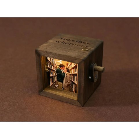 定制木质照片翻翻盒 带灯