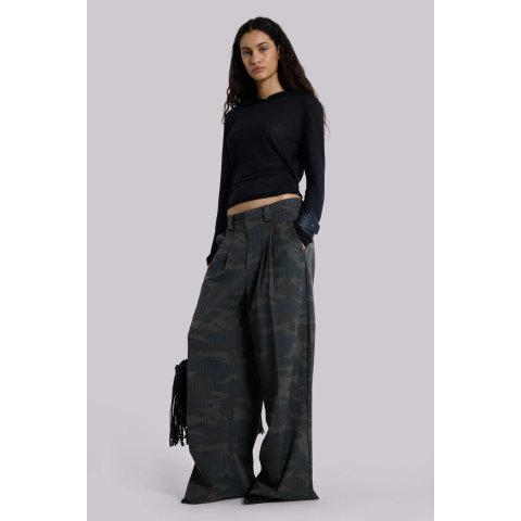 Goliath 条纹迷彩长裤