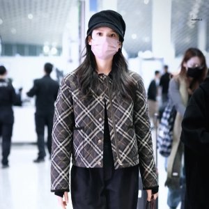 3折起 运动鞋$440