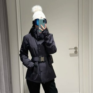 MONCLER GRENOBLE这件超酷的!官网成人类似款$2060Corserey 大童滑雪服
