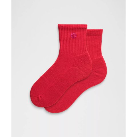 Daily Essential 男女中筒袜