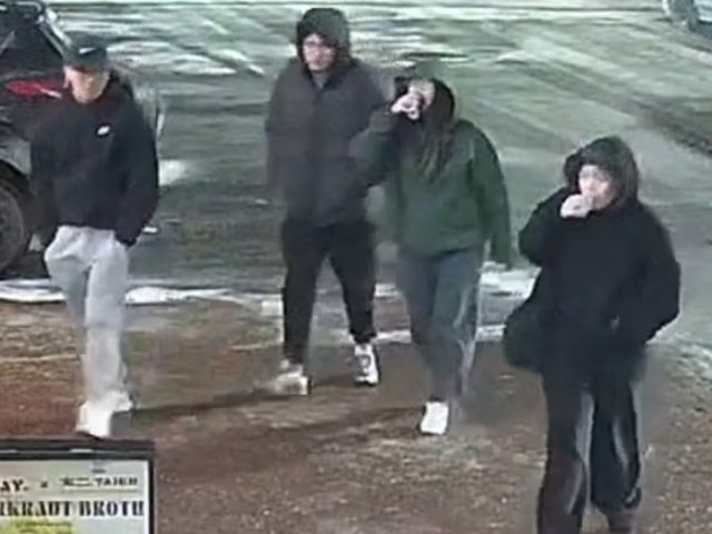 世嘉堡华人plaza出事！两受害人...