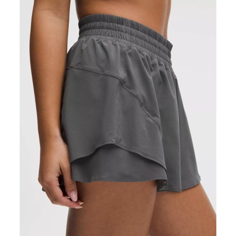 Shake It Out 高腰跑步短裤 2.5英寸
