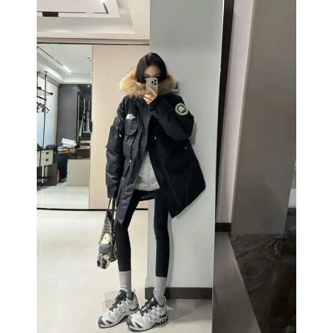 The North Face 派克羽绒服 防水长款、尺码全