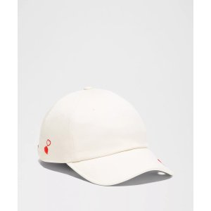 Lululemon双色可选Classic Ball Cap 爱心刺绣